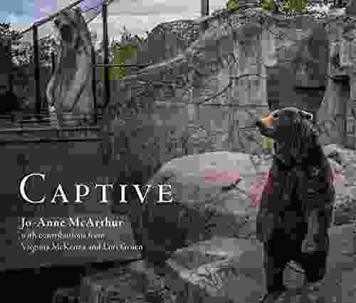 Captive Jo Anne McArthur